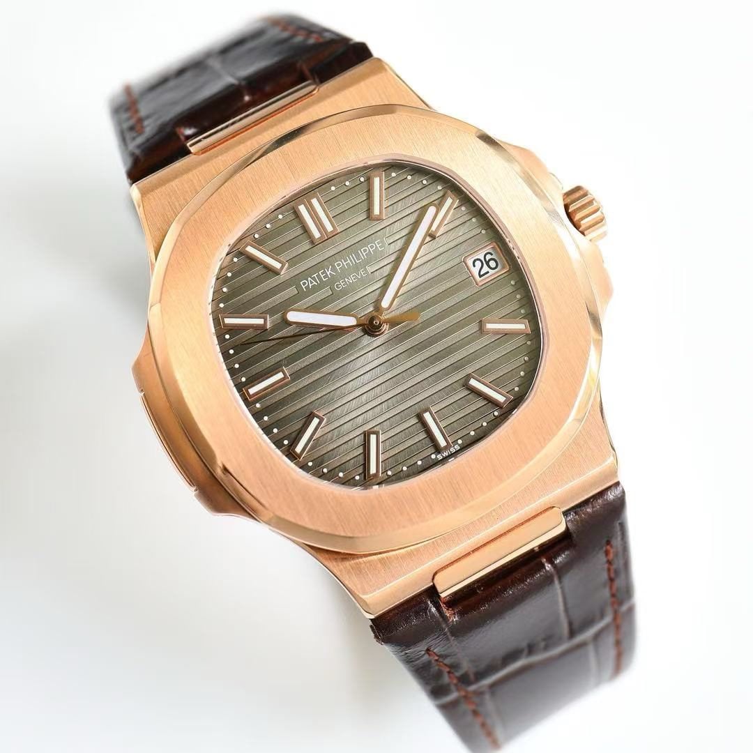 Replica Patek Philippe Nautilus 5711R Leather