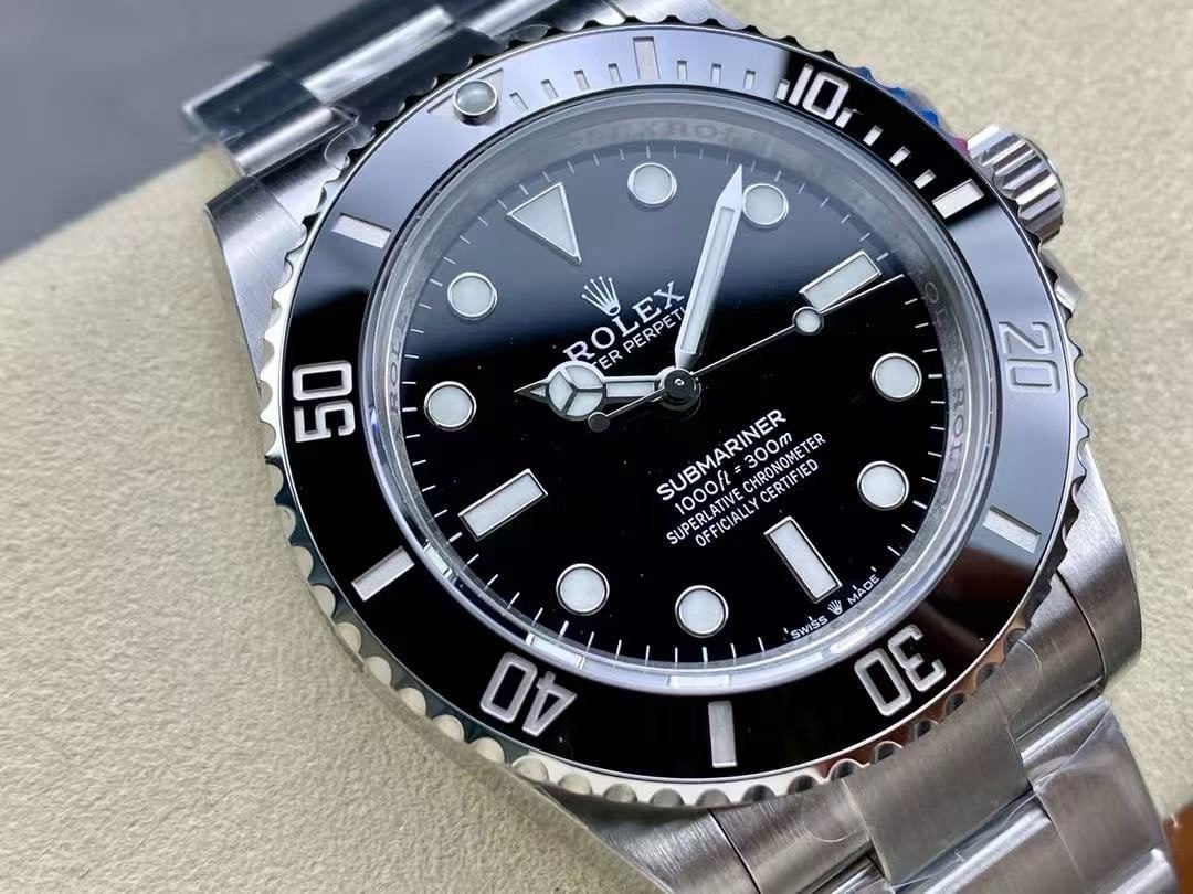 Rolex Submariner Date 41mm ( 2025 ) 126610NL Replica