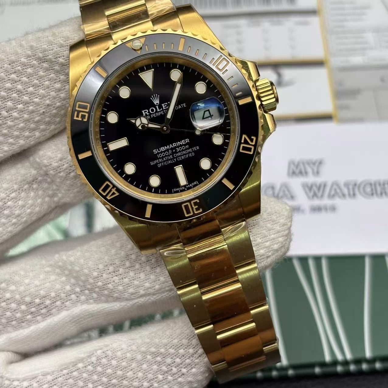 Replica Rolex Submariner Gold/Black