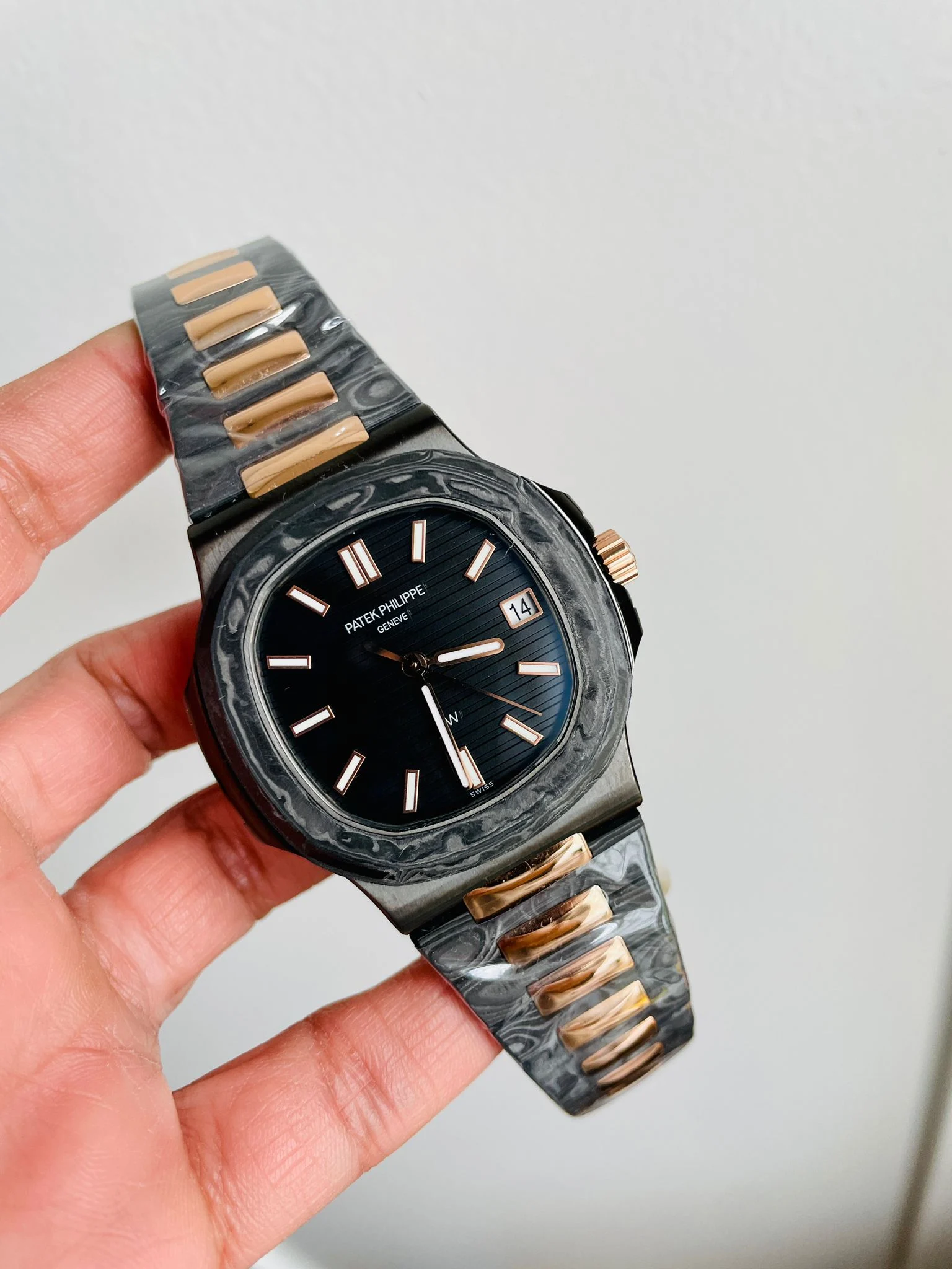 Replica Patek Philippe Nautilus DiW Carbon Black Dial